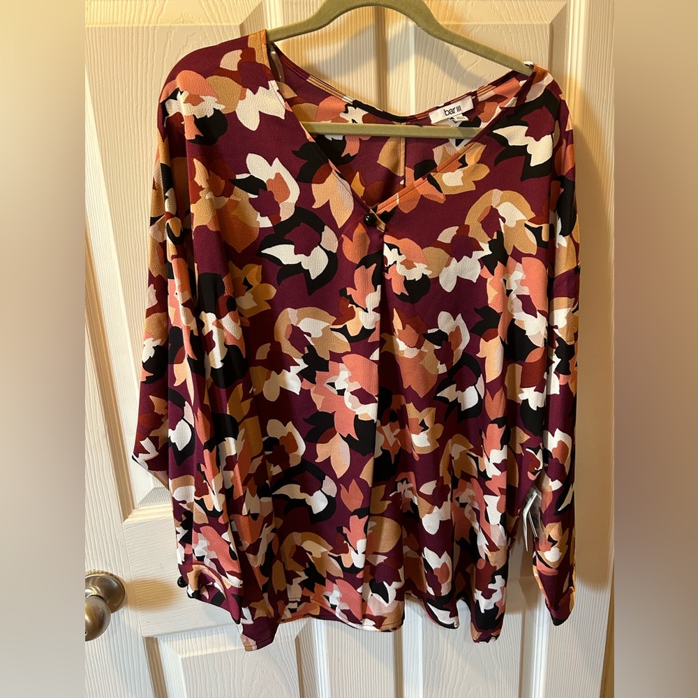 Bar III 2X Floral V-Neck Blouse - Burgundy and White NWT